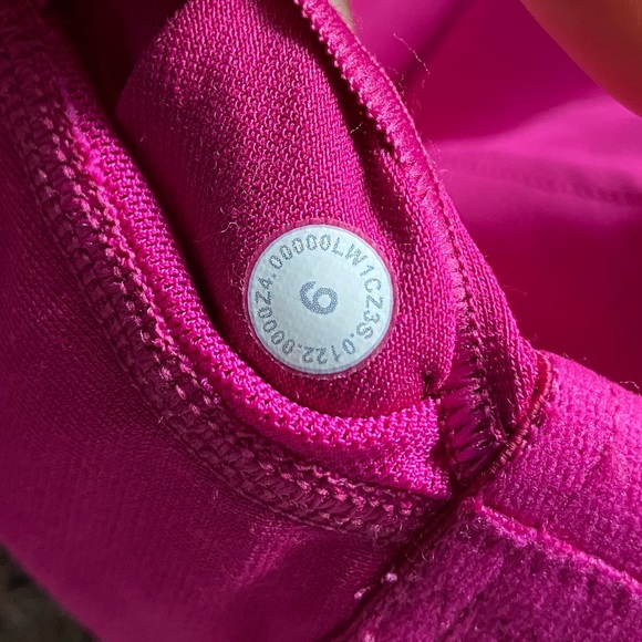 Lululemon Invigorate Training Tank Top Ripened Raspberry - Picture 5 of 5